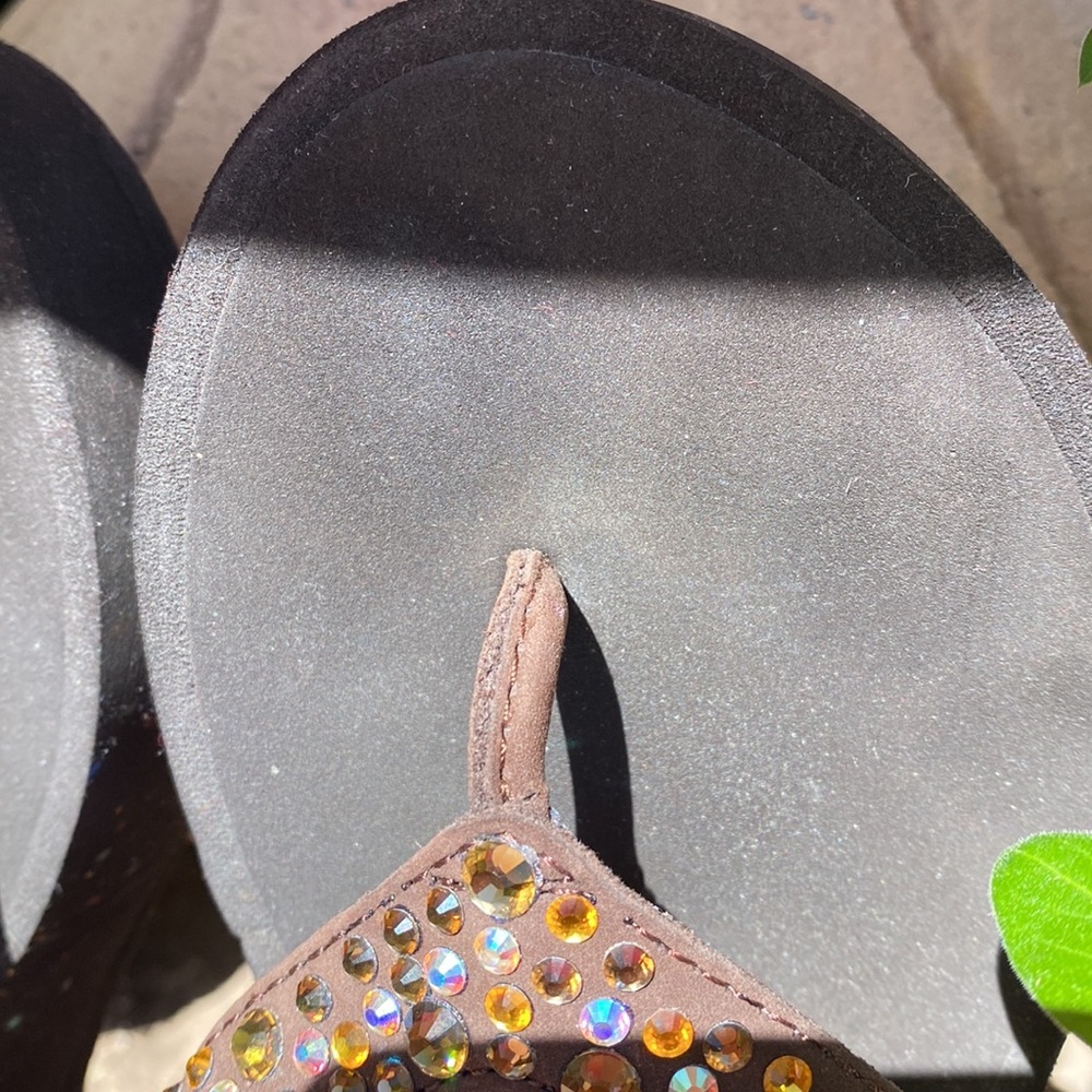 Yellow Box Sandals - Picture 4 of 13